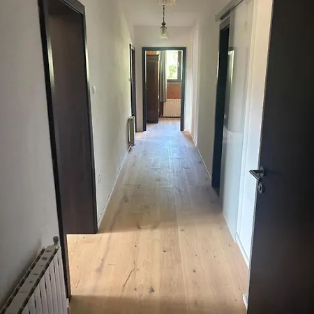 Idyllische Urlaubswohnung - Hausetage - Mit Garten Und Terrasse Апартаменты *