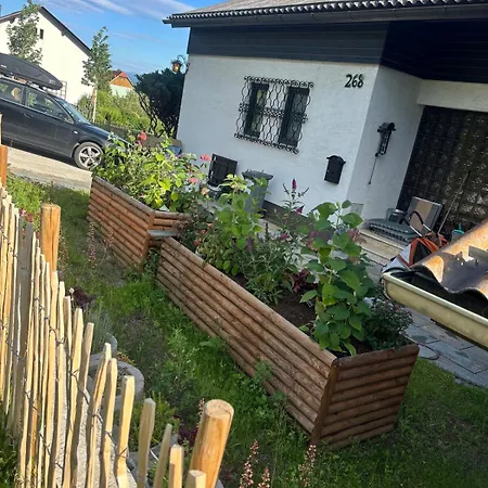 Апартаменты Idyllische Urlaubswohnung - Hausetage - Mit Garten Und Terrasse